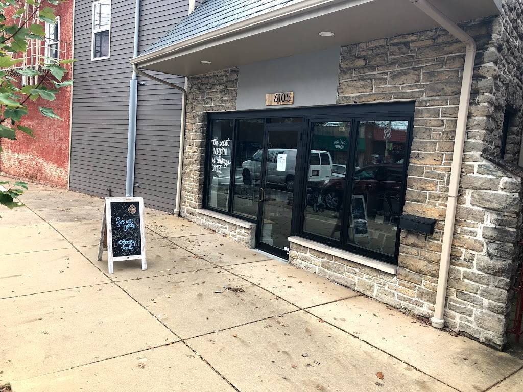 Share: Cheesebar | restaurant | 6105 Ridge Ave, Cincinnati, OH 45213, USA | 5133513063 OR +1 513-351-3063