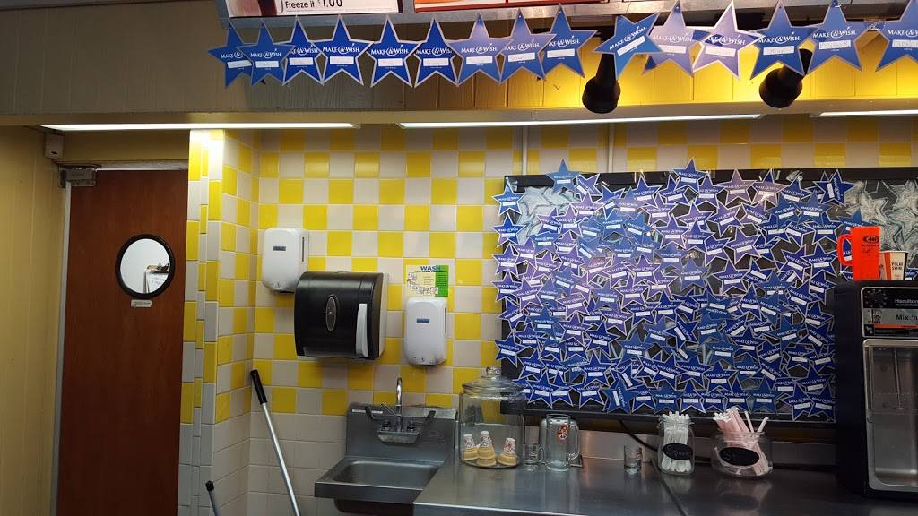 Long John Silvers | restaurant | 9900 W 63rd St, Merriam, KS 66203, USA | 9138313585 OR +1 913-831-3585