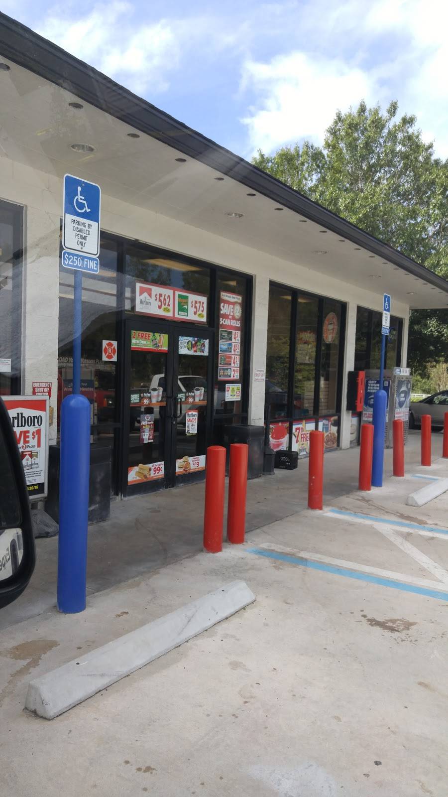 Dunkin | cafe | 401 Roberts Rd, Fruit Cove, FL 32259, USA | 9042872339 OR +1 904-287-2339