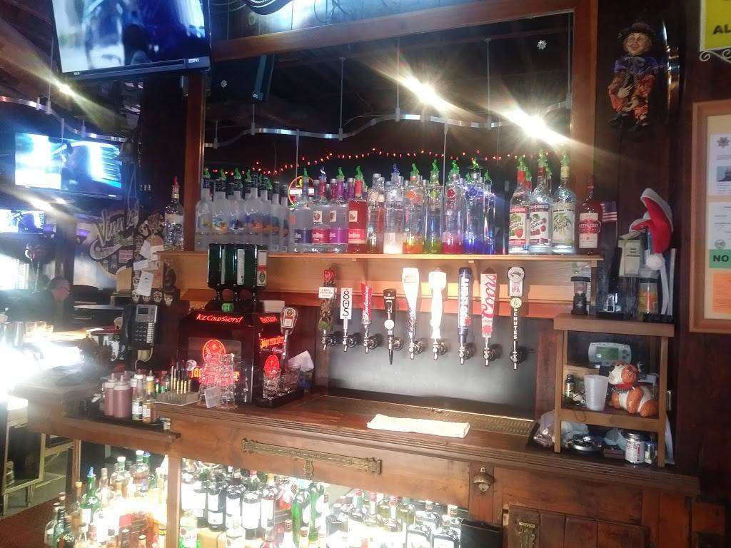 Vinnies Bar & Grill | night club | 2045 Mt Diablo St, Concord, CA 94520, USA | 9256859515 OR +1 925-685-9515