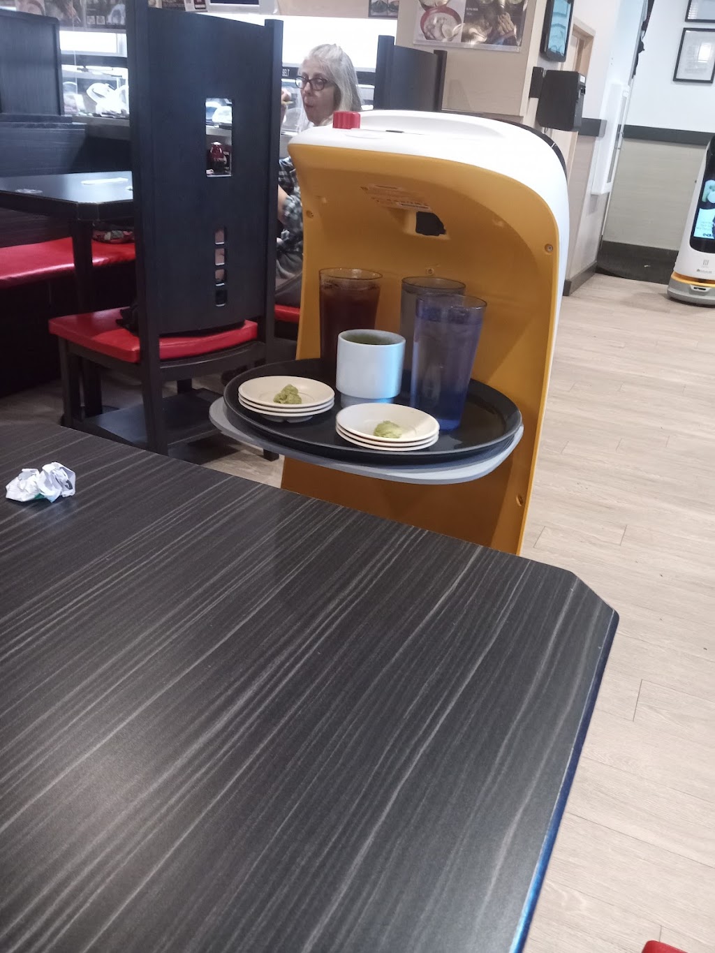 Kura Revolving Sushi Bar | restaurant | 14006 Riverside Dr Suite 24, Sherman Oaks, CA 91423, USA | 8188148008 OR +1 818-814-8008