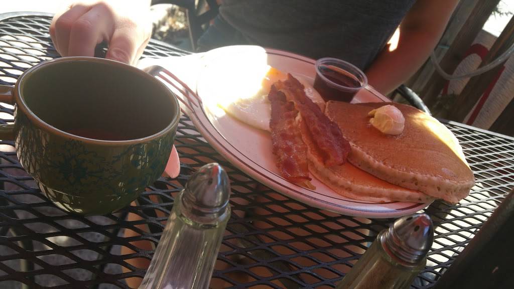 Kathys Little Kitchen | restaurant | 13 W Carmel Valley Rd, Carmel Valley, CA 93924, USA | 8316594601 OR +1 831-659-4601