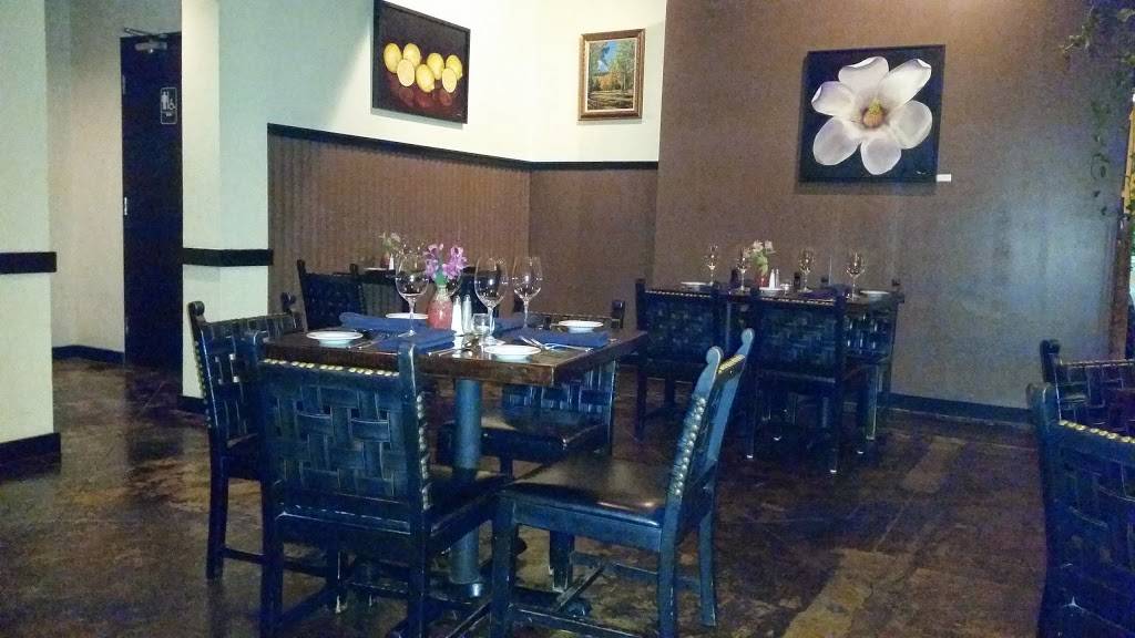 Aventinos | restaurant | 5800 Lovell Ave, Fort Worth, TX 76107, USA | 8175707940 OR +1 817-570-7940