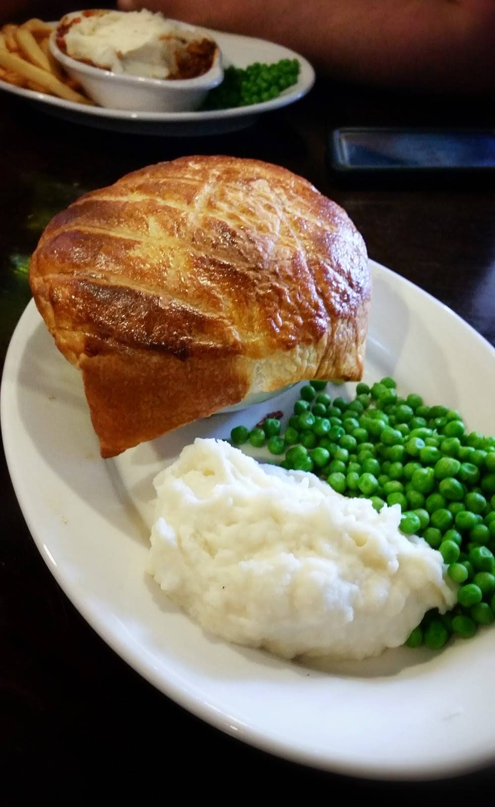 Lucky Baldwins Trappiste | restaurant | 1770 E Colorado Blvd, Pasadena, CA 91106, USA | 6268440447 OR +1 626-844-0447