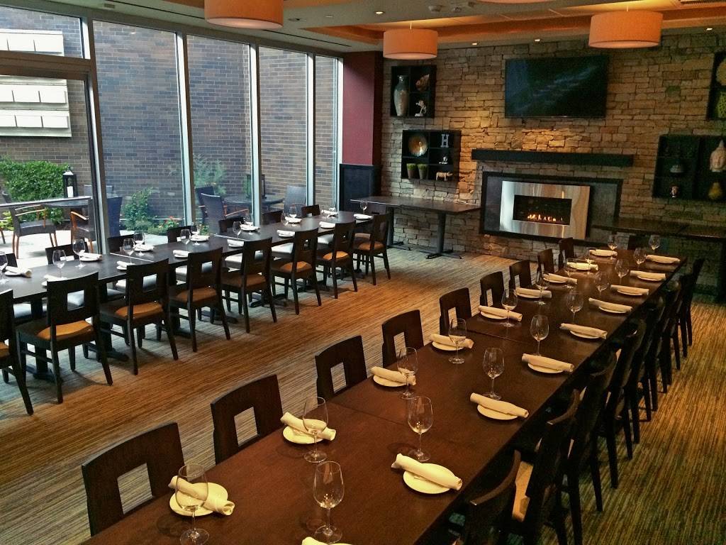 Harvest Seasonal Grill & Wine Bar - Radnor | restaurant | 555 E Lancaster Ave, Radnor, PA 19087, USA | 4845844975 OR +1 484-584-4975