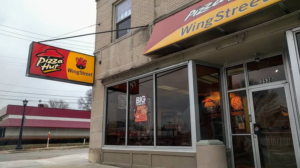 Pizza Hut | meal takeaway | 3530 N High St, Columbus, OH 43214, USA | 6142610951 OR +1 614-261-0951