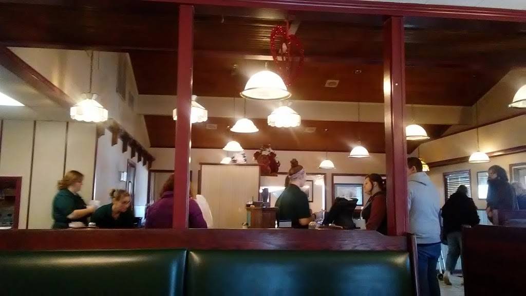 Richards Restaurant | restaurant | 820 S Walnut St, Hartford City, IN 47348, USA | 7653485126 OR +1 765-348-5126