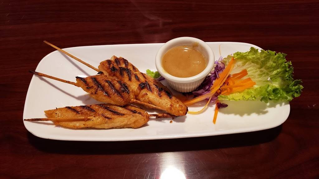 Salween Thai | restaurant | 1102 NW Radial Hwy, Omaha, NE 68132, USA | 4028845375 OR +1 402-884-5375