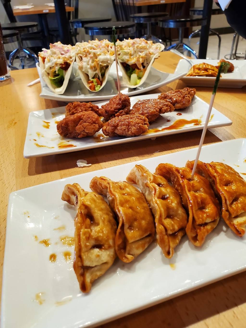 Bonchon Minneapolis - 14th Ave SE | restaurant | 406 14th Ave SE, Minneapolis, MN 55414, USA | 6122861700 OR +1 612-286-1700