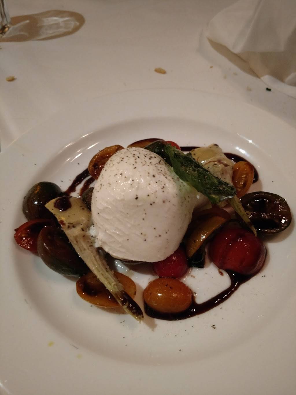 Shulas Steak House | restaurant | 301 E North Water St, Chicago, IL 60611, USA | 3126700788 OR +1 312-670-0788