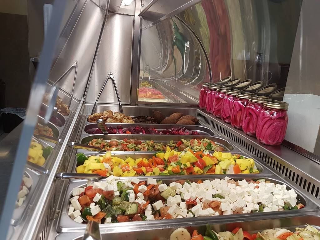 Amir | restaurant | 2673 Côte Saint-Charles, Saint-Lazare, QC J7T 2H8, Canada | 4504583232 OR +1 450-458-3232