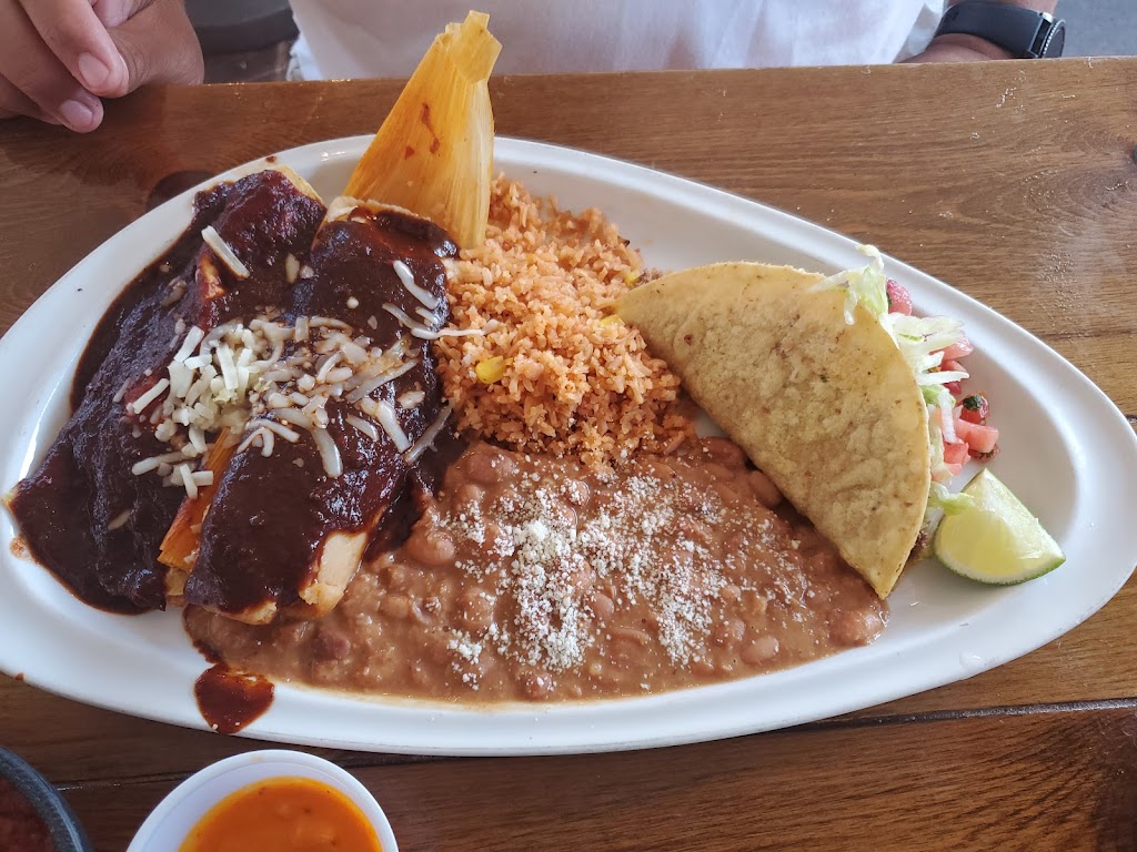 Chi-Chis Mexican Cantina | restaurant | 2502 San Diego Ave, San Diego, CA 92110, USA | 6193268808 OR +1 619-326-8808