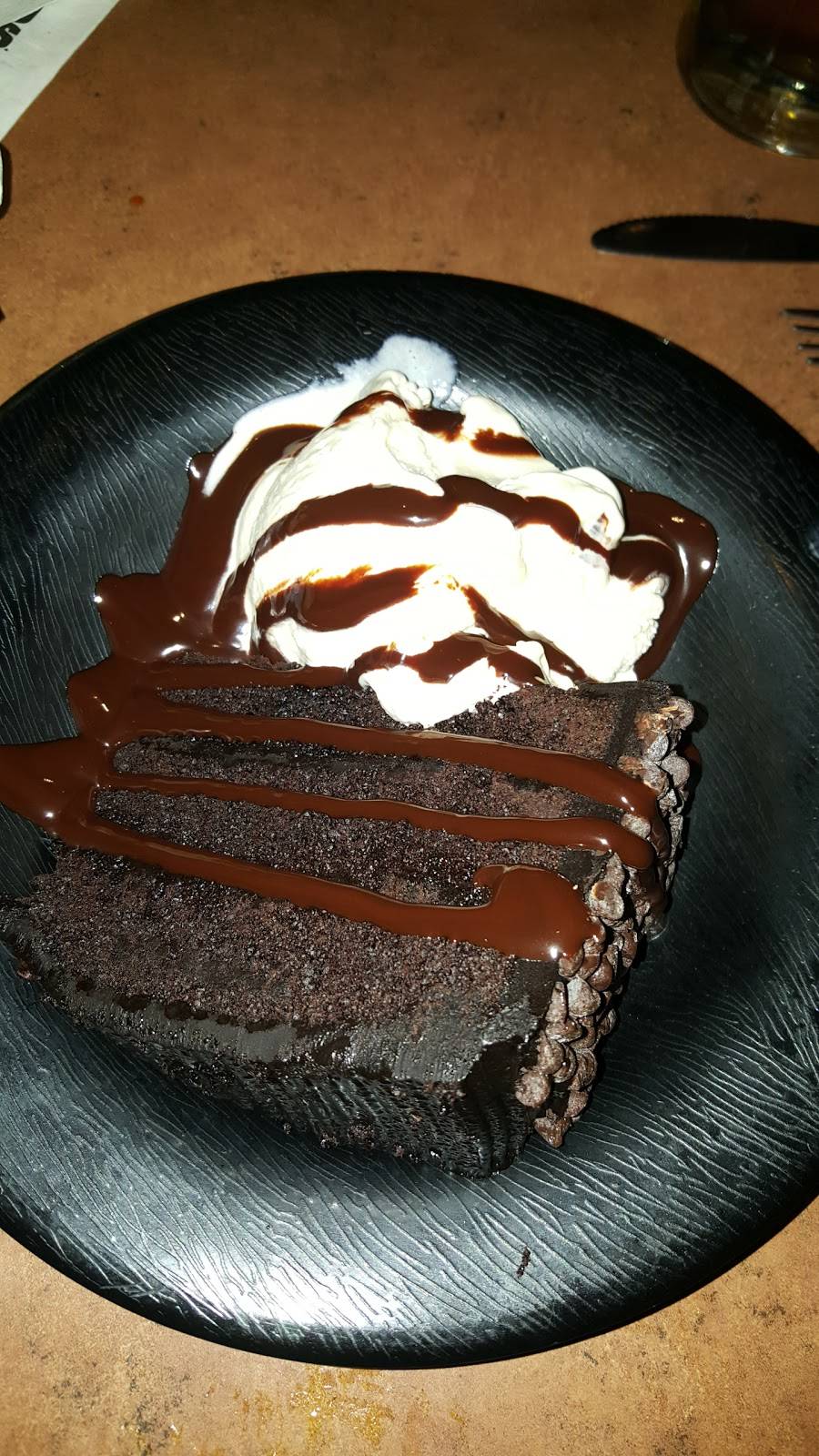 Buffalo Wild Wings | restaurant | 376 Enterprise Dr, Warsaw, IN 46580, USA | 5742677707 OR +1 574-267-7707