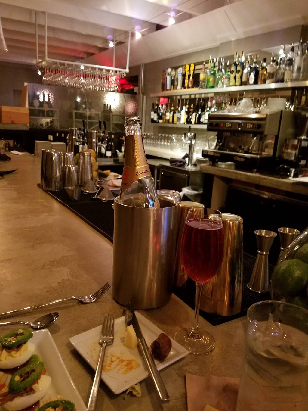 1618 Seafood Grille | restaurant | 1618 W Friendly Ave, Greensboro, NC 27403, USA | 3362350898 OR +1 336-235-0898