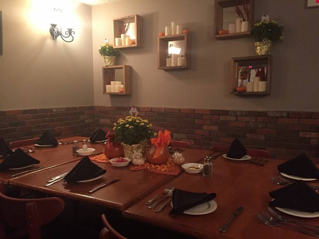 Old Towne Restaurant | restaurant | 60 Quality St, Trumbull, CT 06611, USA | 2032619436 OR +1 203-261-9436