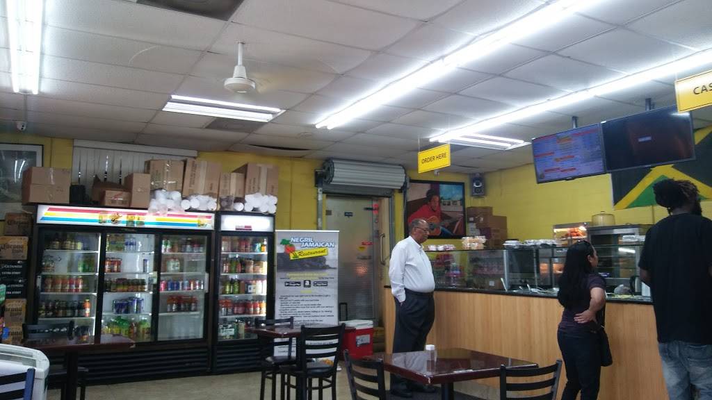 Negril Restaurant | restaurant | 6301 Silver Star Rd, Orlando, FL 32818, USA | 4072975729 OR +1 407-297-5729