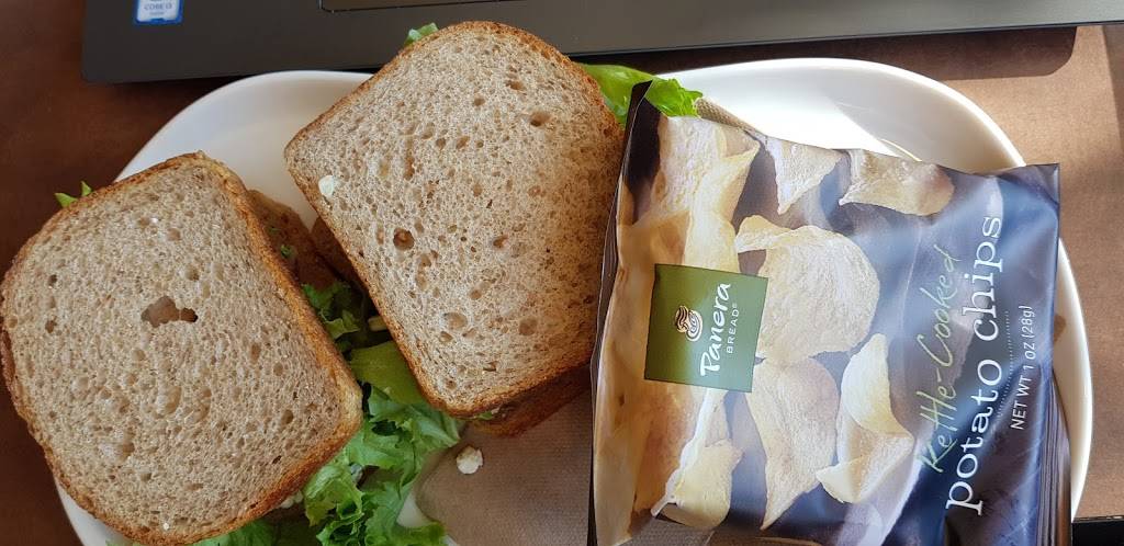 Chick-fil-A | restaurant | 1656 Savannah Hwy, Charleston, SC 29407, USA | 8437664202 OR +1 843-766-4202