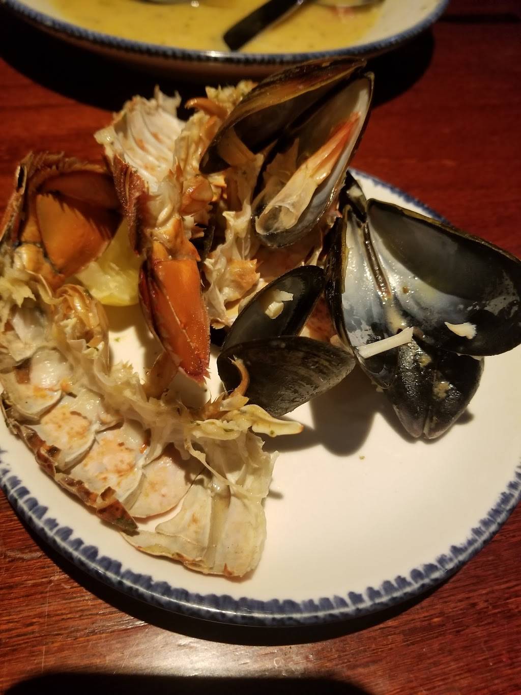 Red Lobster | restaurant | 5701 Youngstown Warren Rd, Niles, OH 44446, USA | 3305441321 OR +1 330-544-1321