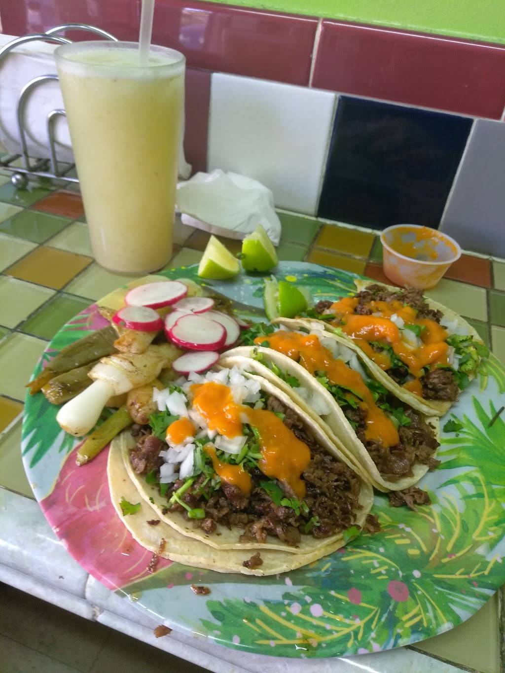 Cinco De Mayo Taqueria | restaurant | 408 S Highland Ave, Baltimore, MD 21224, USA | 4103272272 OR +1 410-327-2272