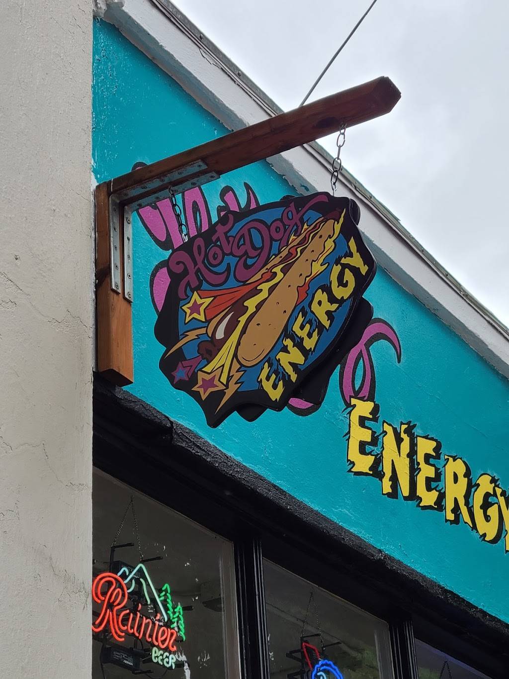 Hot Dog Energy | restaurant | 8408 N Lombard St, Portland, OR 97203, USA | 9712795338 OR +1 971-279-5338