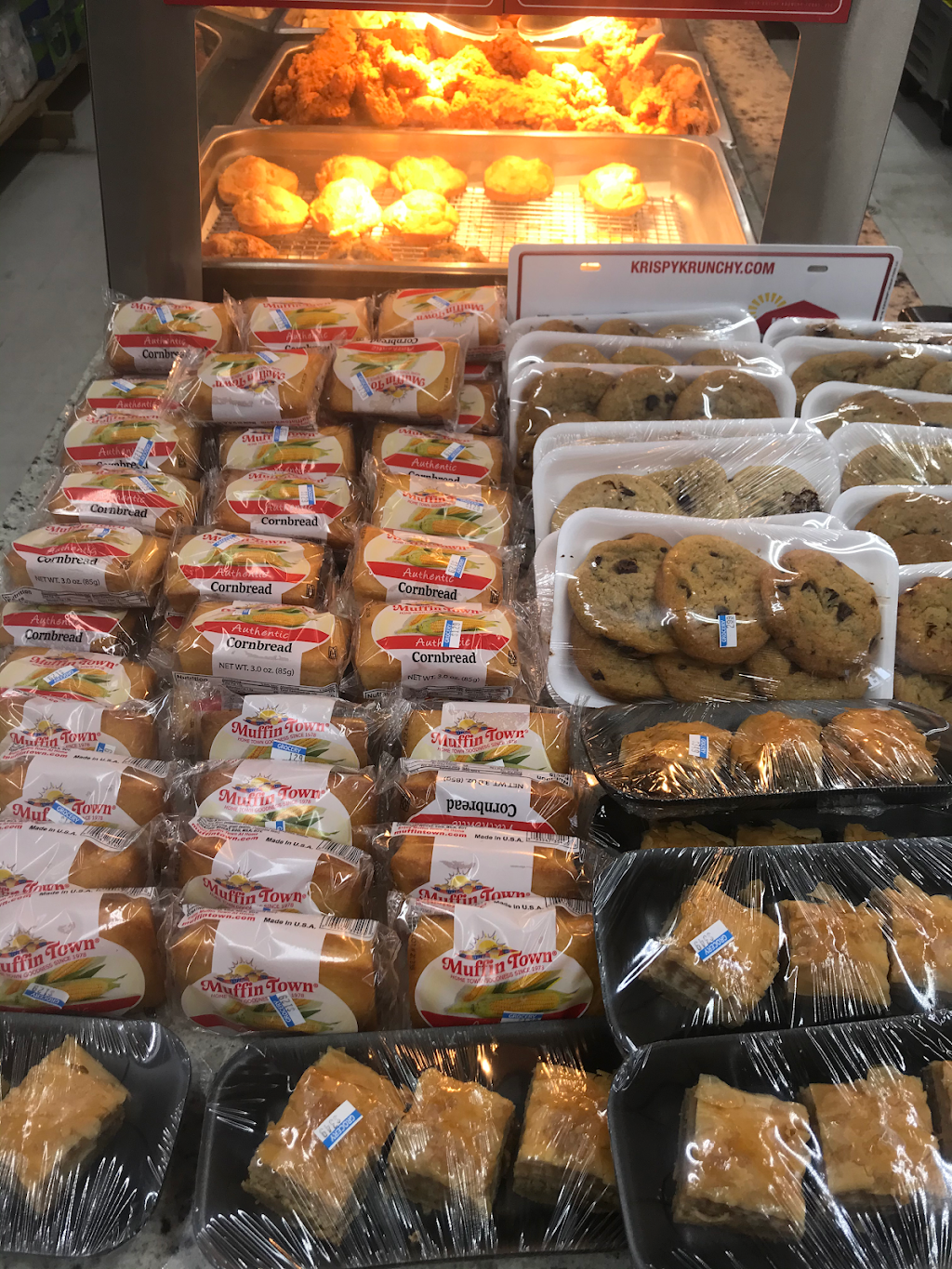 Springwell Liquor Store & Krispy Krunchy Chicken | restaurant | 1848 Springwells St, Detroit, MI 48209, USA | 3138430200 OR +1 313-843-0200