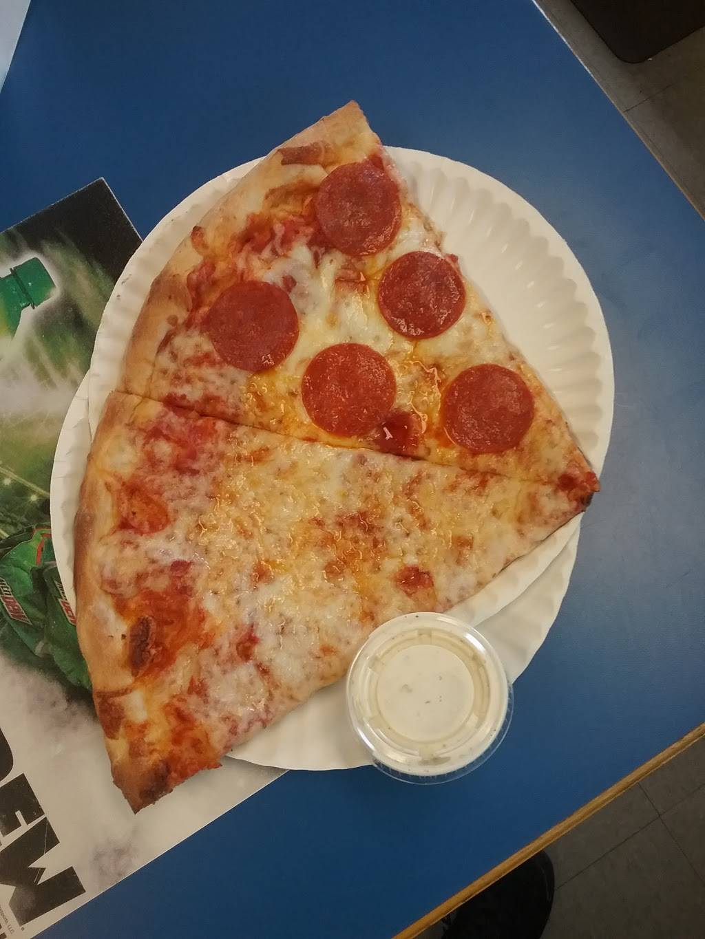 Italian Pizza Pub | restaurant | 807 W Walnut St, Johnson City, TN 37604, USA | 4239280808 OR +1 423-928-0808