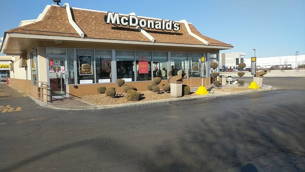 McDonalds | cafe | 1450 Busse Rd, Elk Grove Village, IL 60007, USA | 8474391540 OR +1 847-439-1540