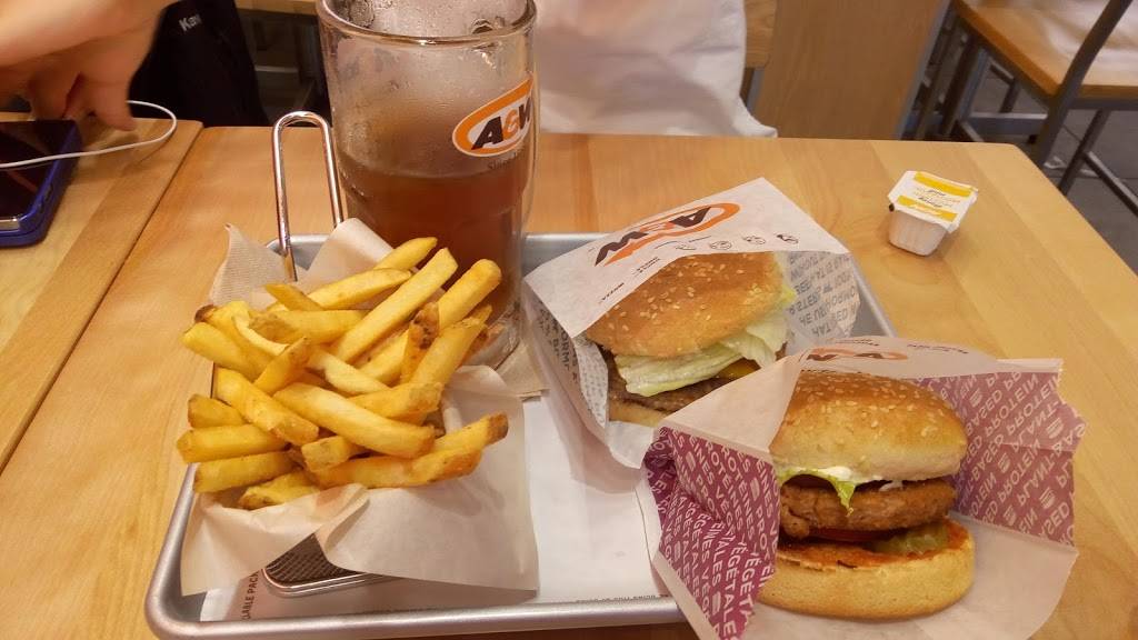 A&W Canada | restaurant | 3571 Sheppard Ave E, Scarborough, ON M1T 3K8, Canada | 4169012233 OR +1 416-901-2233