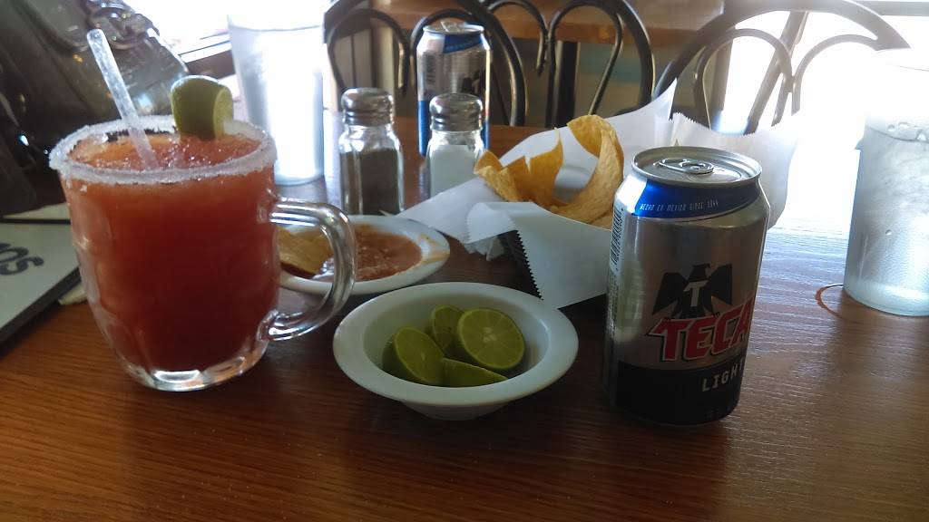 Mariscos Chihuahua | restaurant | 999 N Swan Rd, Tucson, AZ 85711, USA | 5208812372 OR +1 520-881-2372