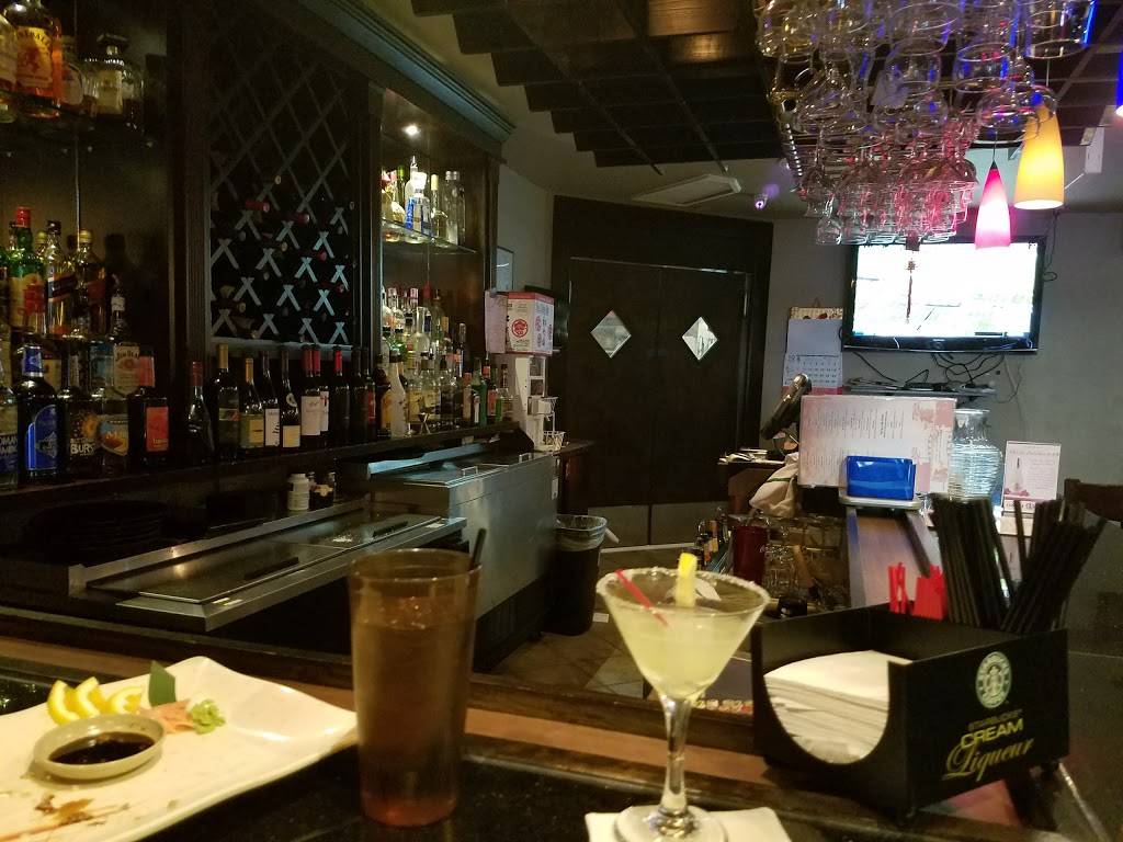 Fujis House | restaurant | 3836 Paxton Ave, Cincinnati, OH 45209, USA | 5138710500 OR +1 513-871-0500