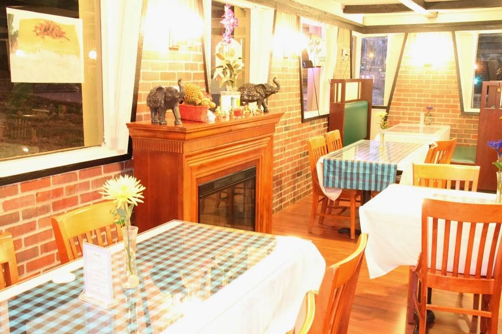 Pla Too Thai | restaurant | 12775 Q St, Omaha, NE 68137, USA | 4028957788 OR +1 402-895-7788