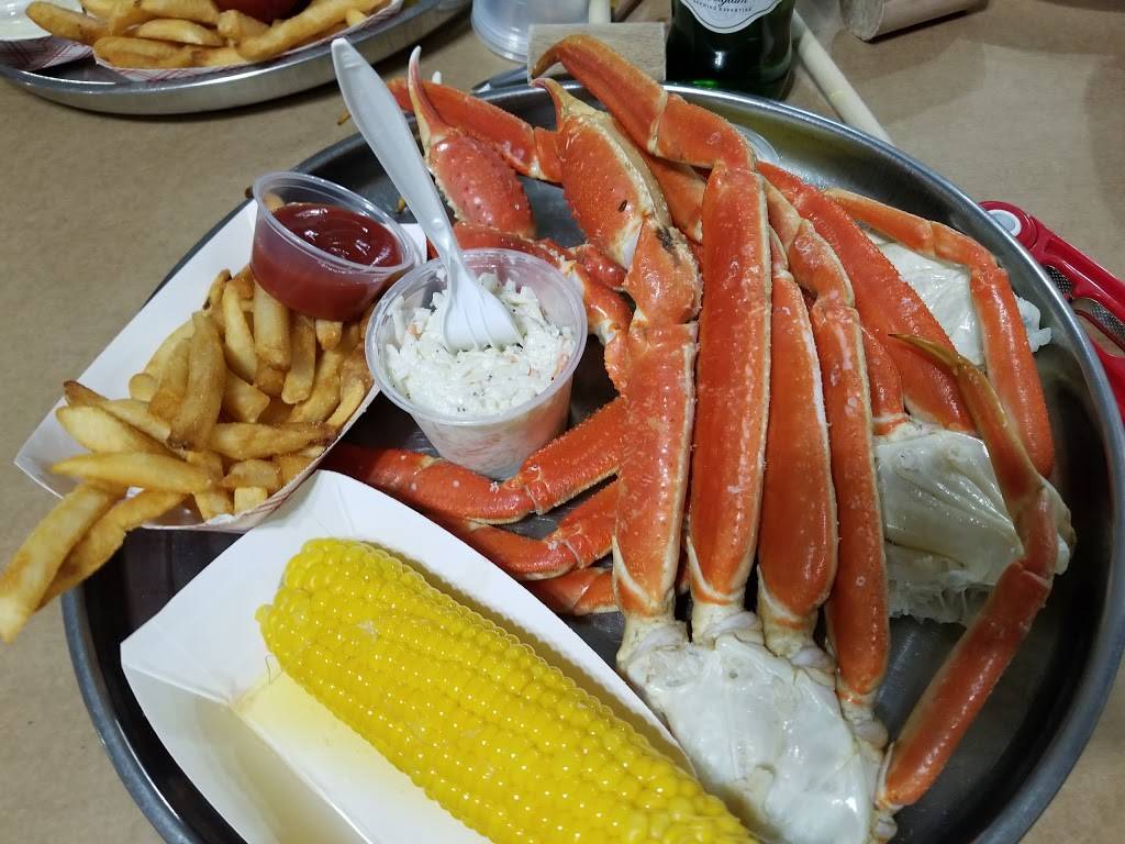 Captain Pells Fairfax Crabhouse | restaurant | 10195 Fairfax Blvd, Fairfax, VA 22030, USA | 7035600060 OR +1 703-560-0060