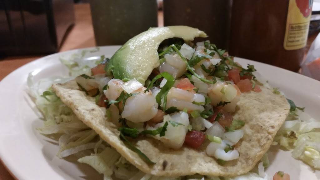 Los Comales Aurora | restaurant | 830 N Farnsworth Ave, Aurora, IL 60505, USA | 6308206988 OR +1 630-820-6988