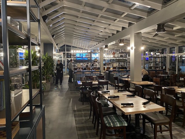 Hangar Two by Tangled Roots Brewing Company | restaurant | 1100 N Milwaukee Ave, Glenview, IL 60025, USA | 8473756986 OR +1 847-375-6986