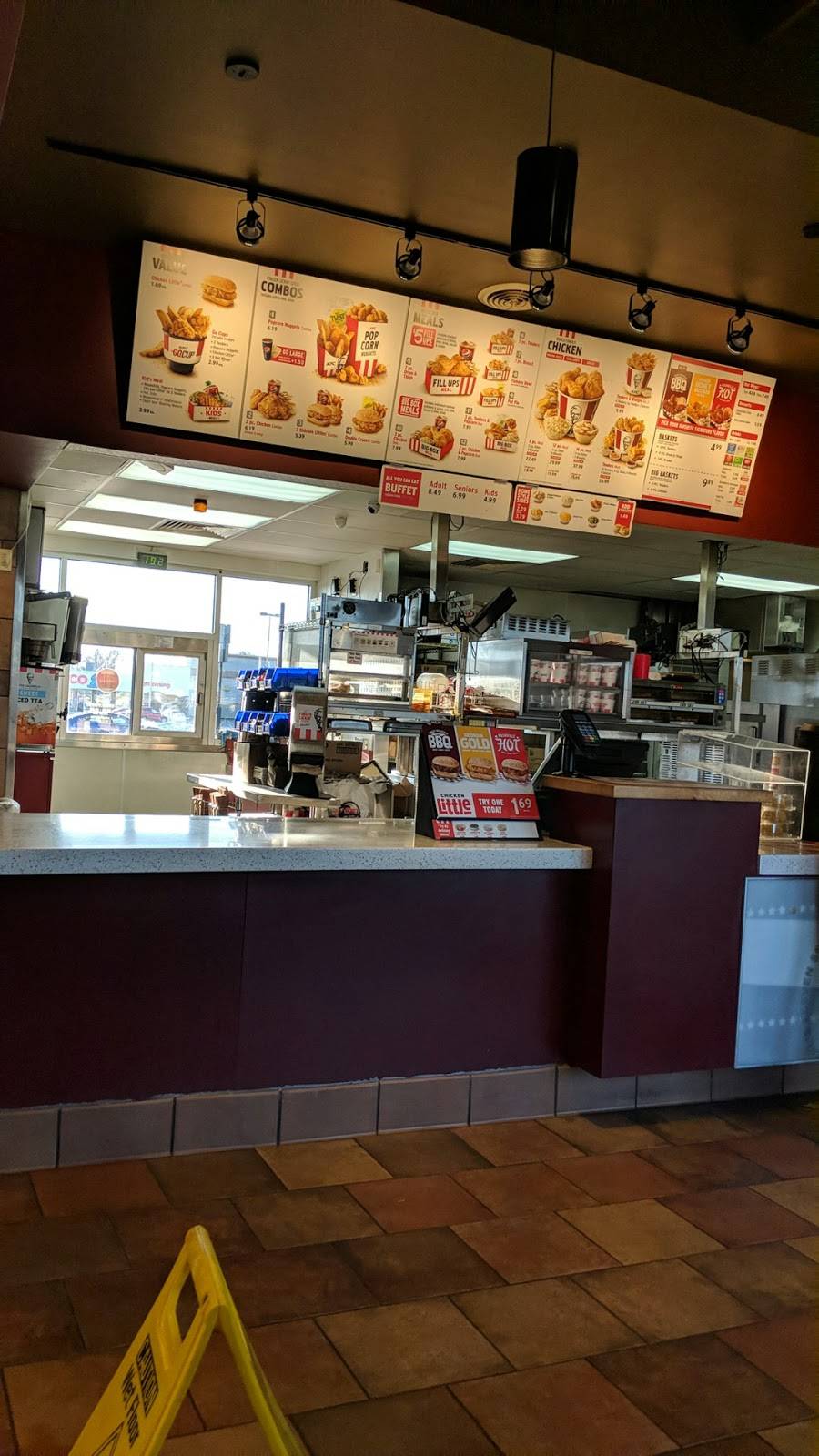 KFC | restaurant | 4430 16th St, Moline, IL 61265, USA | 3097971128 OR +1 309-797-1128