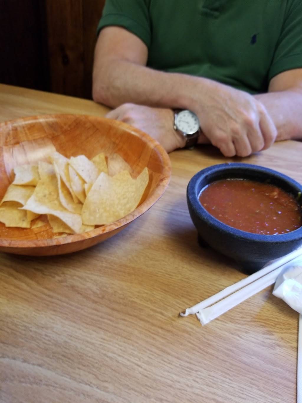 La Adelita | Mexican Restaurant | restaurant | 7630 Military Pkwy, Dallas, TX 75227, USA | 2142756119 OR +1 214-275-6119