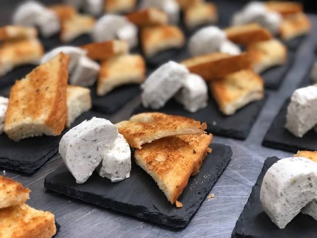 Crush Wine Bar | restaurant | 3911 Ambrosia St, Castle Rock, CO 80109, USA | 7203612121 OR +1 720-361-2121