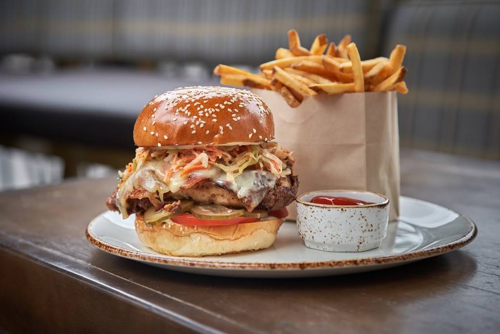 Killarneys Irish Pub | restaurant | 5127, 209 Main St, Huntington Beach, CA 92648, USA | 7145367887 OR +1 714-536-7887