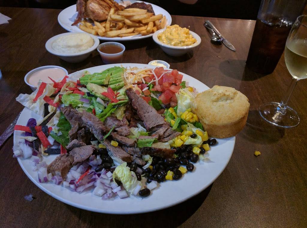 Sierra Grill Smokehouse | restaurant | 2515 Grass Valley Hwy, Auburn, CA 95603, USA | 5308237600 OR +1 530-823-7600