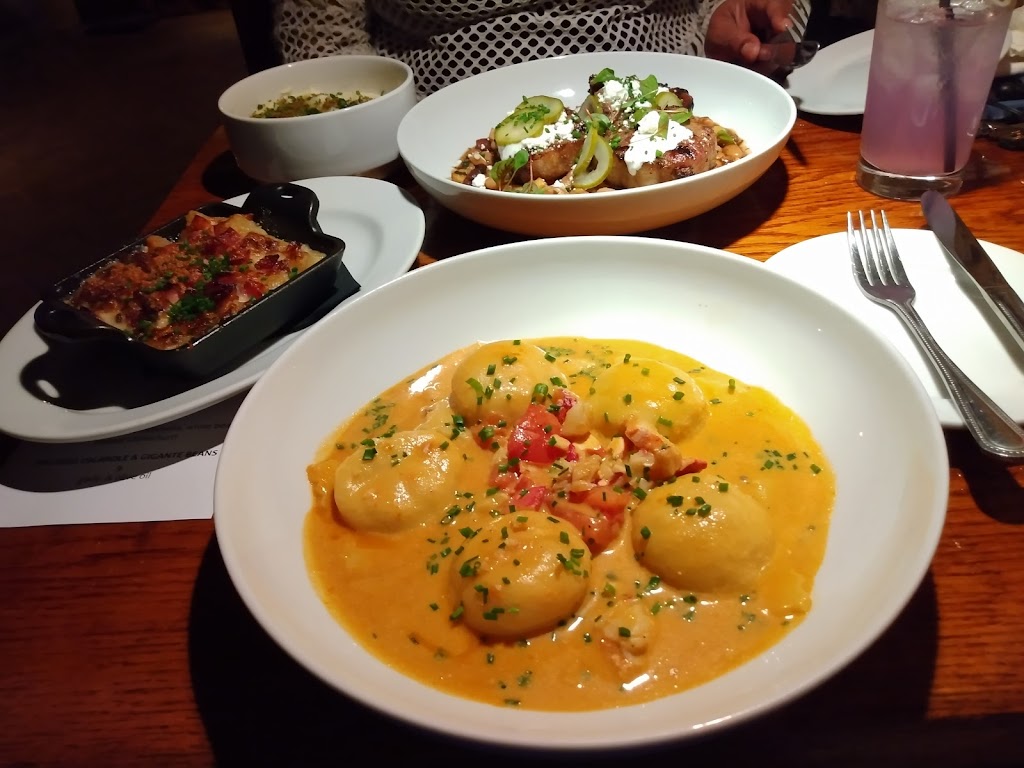 Bistro Romano | restaurant | 120 Lombard St, Philadelphia, PA 19147, USA | 2159258880 OR +1 215-925-8880