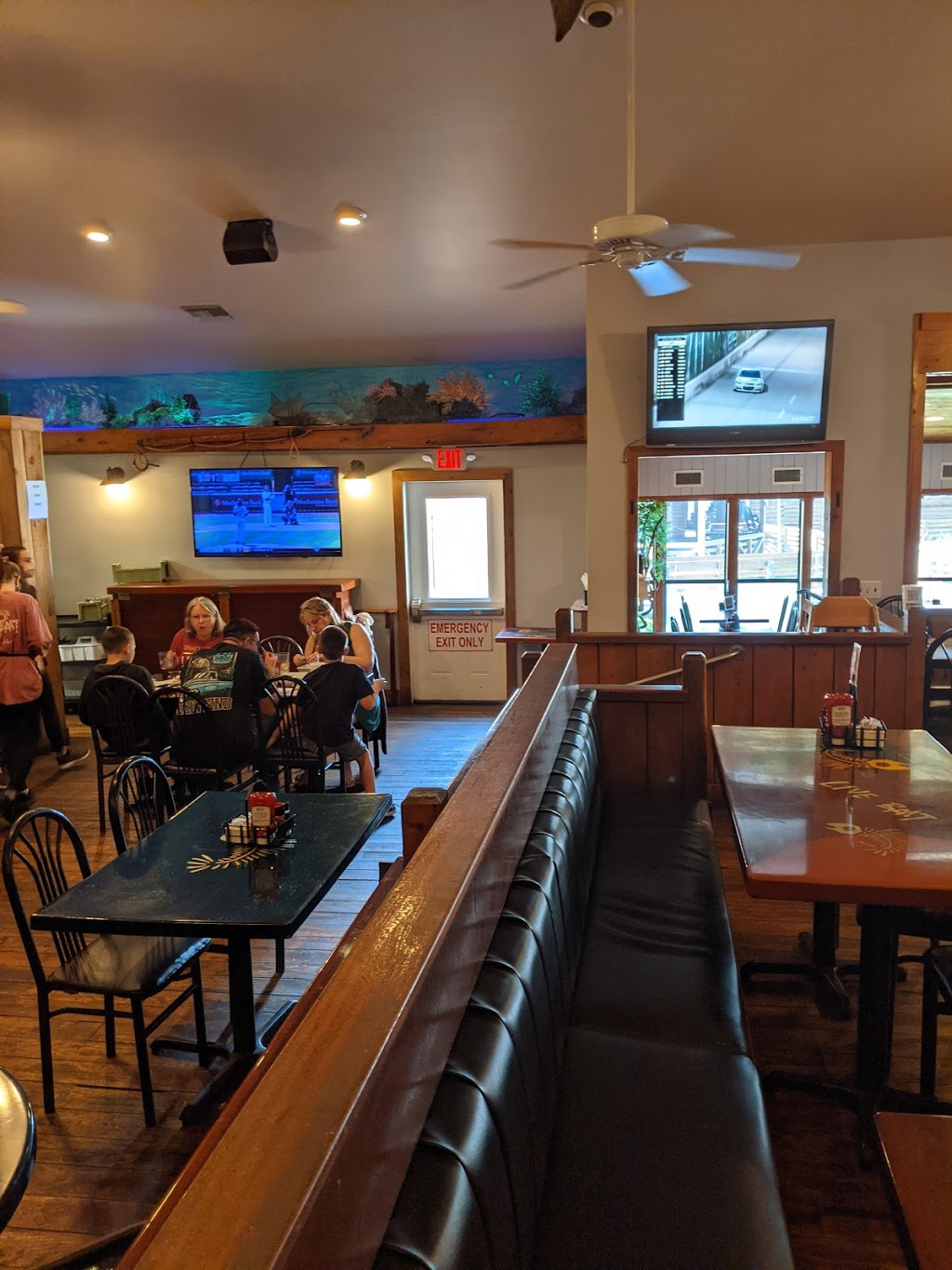 Live Bait Restaurant | restaurant | 24281 Perdido Beach Blvd, Orange Beach, AL 36561, USA | 2519741612 OR +1 251-974-1612