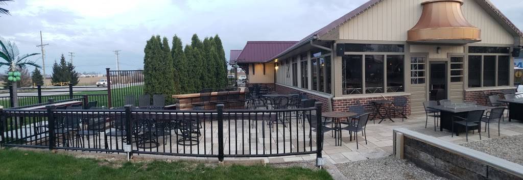 Side Tracks Bar & Grill | restaurant | 266 Lake Nepessing Rd, Lapeer, MI 48446, USA | 8106607733 OR +1 810-660-7733