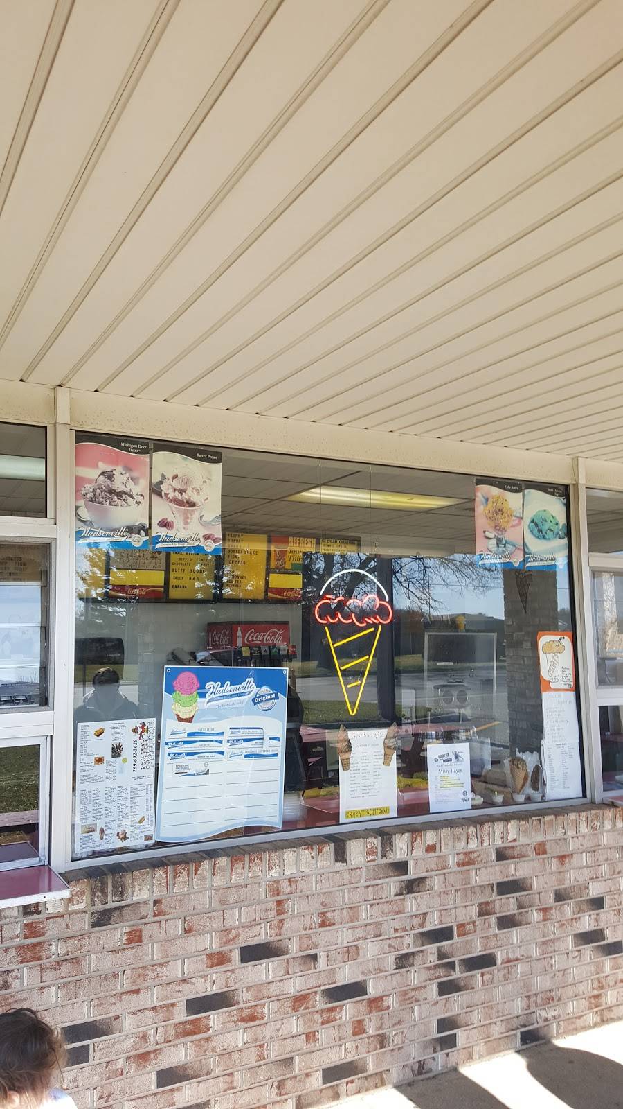 Dairy Freeze | restaurant | 1443 M-89, Otsego, MI 49078, USA | 2696923629 OR +1 269-692-3629