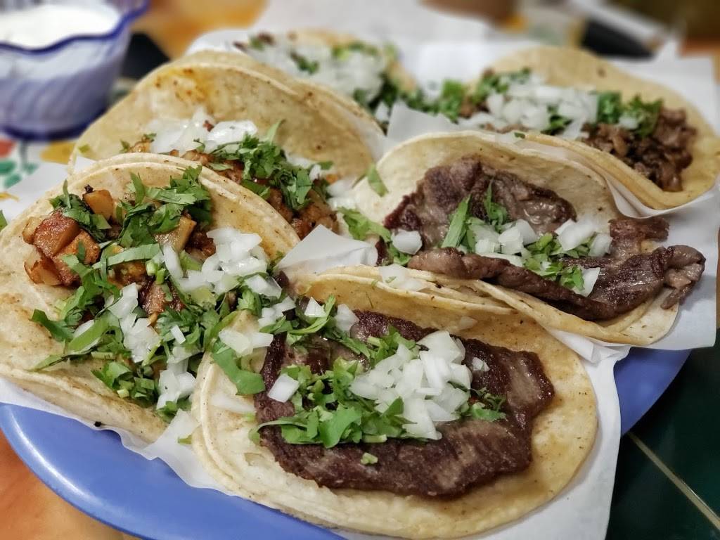 El Taco Veloz | restaurant | 1745 W Chicago Ave, Chicago, IL 60622, USA | 3127380363 OR +1 312-738-0363