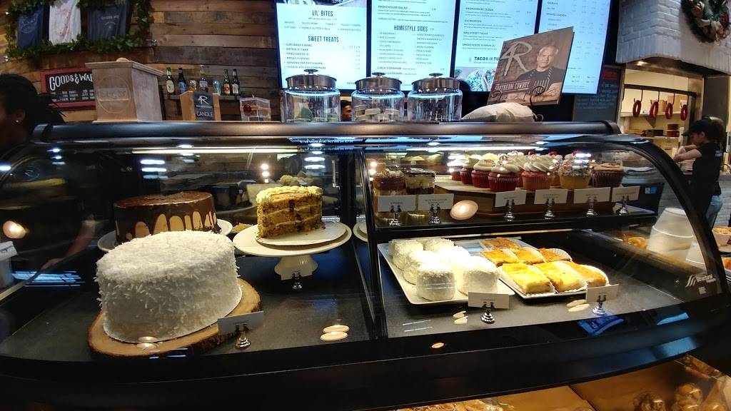 4 Rivers Smokehouse | restaurant | 874 W Osceola Pkwy, Kissimmee, FL 34741, USA | 8444748377 OR +1 844-474-8377