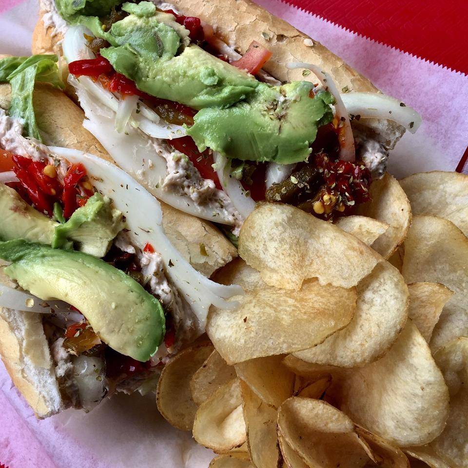 Papa Jake’s | restaurant | 6333 W 3rd St #510, Los Angeles, CA 90036, USA | 3239353743 OR +1 323-935-3743