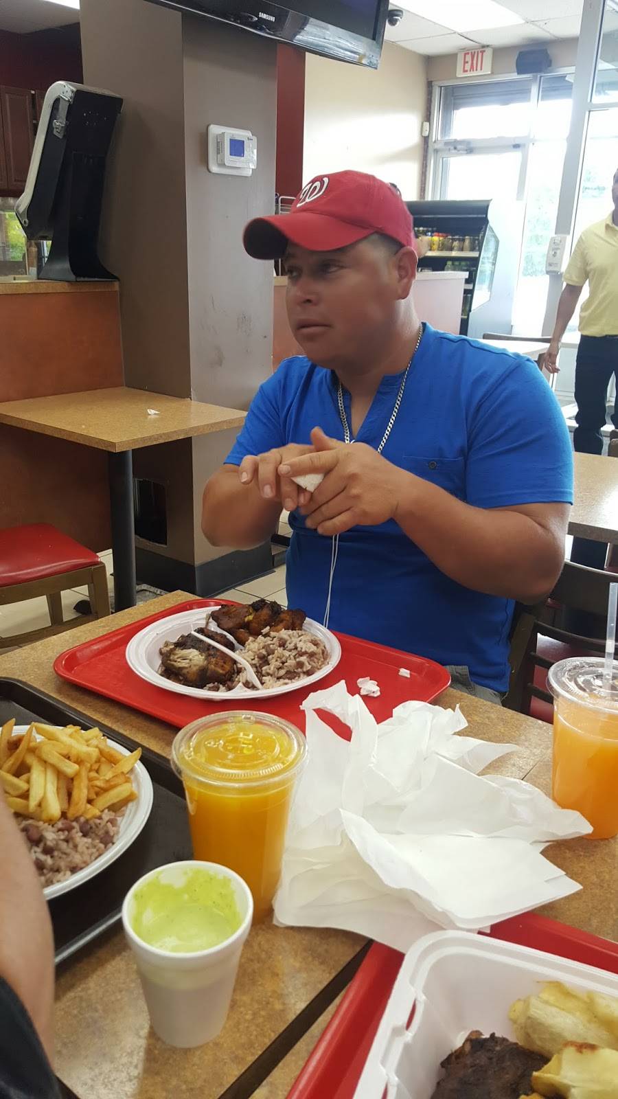 Chicken Loco | restaurant | 6587 East-West Hwy, Lewisdale, MD 20782, USA | 3014220087 OR +1 301-422-0087