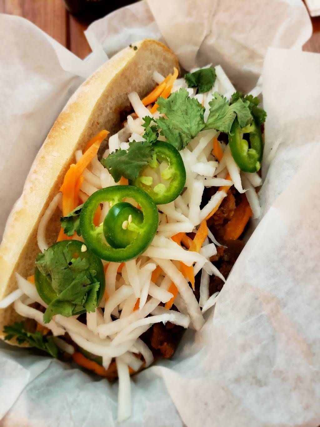 Forastero Restaurant | restaurant | 449 W North Ave, Chicago, IL 60610, USA | 3122650322 OR +1 312-265-0322