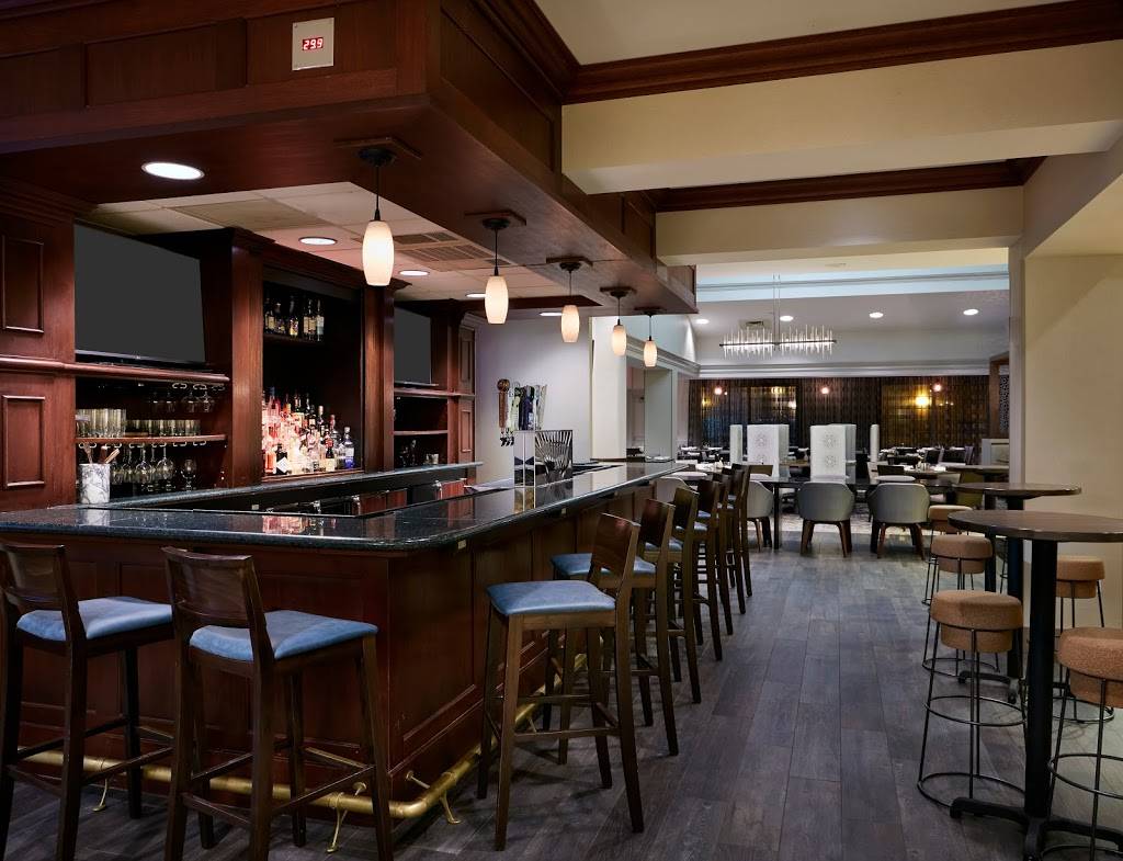 Copper Fox | restaurant | 6520 S Cicero Ave, Chicago, IL 60638, USA | 3122011900 OR +1 312-201-1900