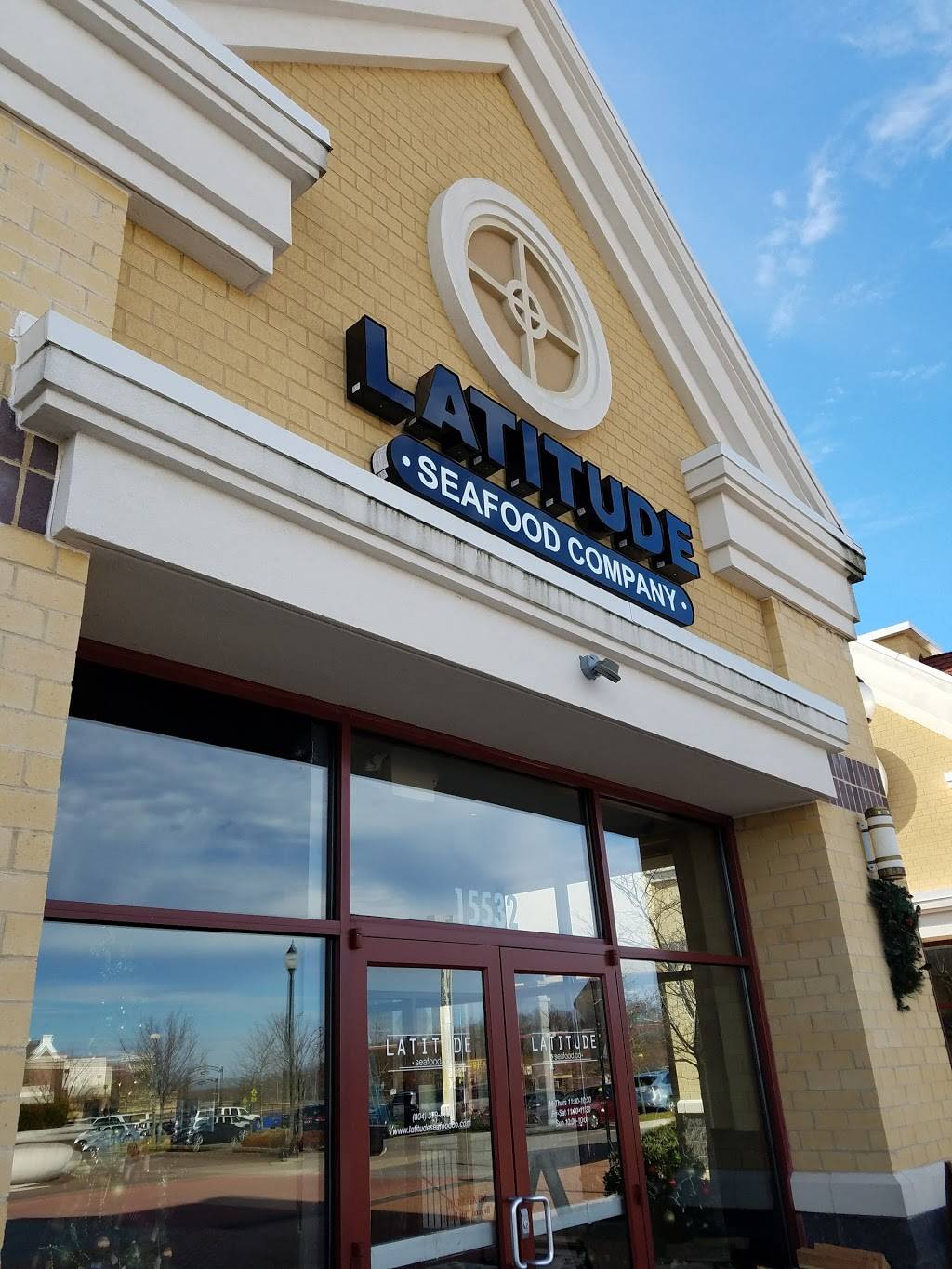 Latitude Seafood Co. Midlothian | restaurant | 15532 WC Commons Way, Midlothian, VA 23113, USA | 8043798100 OR +1 804-379-8100